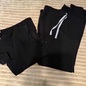 Figs scrubs set